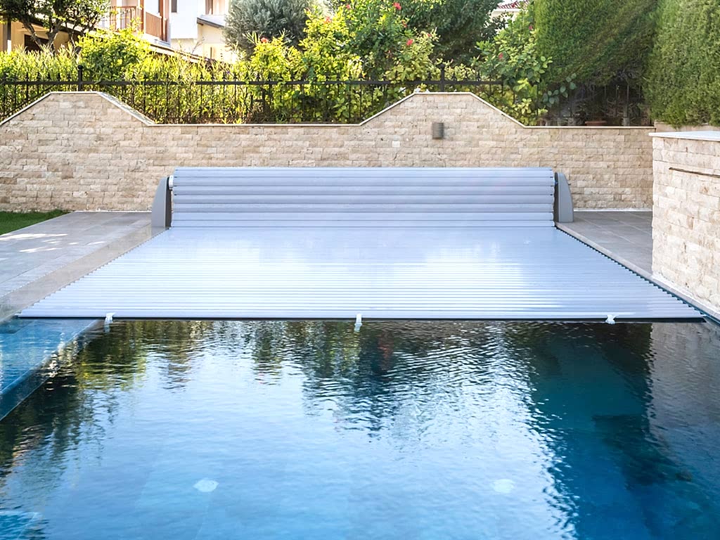 Havuz Kapatma Sistemleri